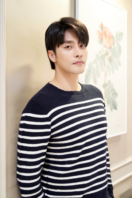 성훈 "사랑 안 할 것..결혼도 한번은 이혼할듯" 성훈 "사랑 안 할 것..결혼도 한번은 이혼할듯"