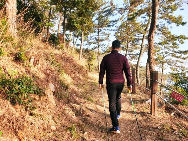  아침공복운동으로 커플운동 유산소운동이 좋아요.