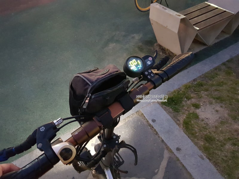 성남동 자전거 데여