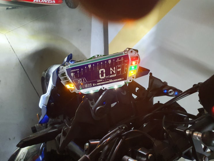  GSX-S750 2019 - LCD계기판 튜닝 002
