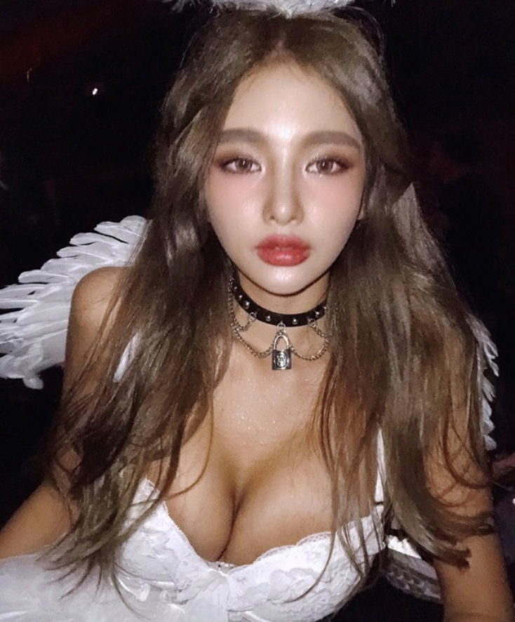 너무 야한 할로윈 타락천사녀 !!