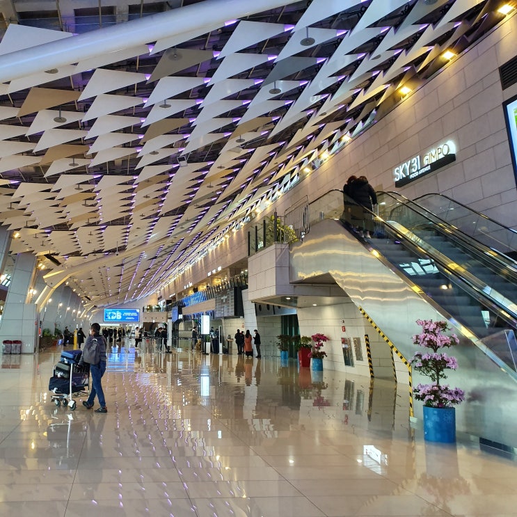 쾌적한 여행길의 위한 최고의 선택, 김포공항 주차장 할인 정보공유