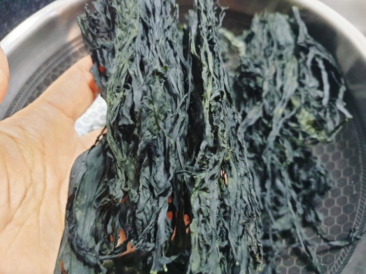  매일 먹어도 질리지 않는 부드럽고 맛있는 미역; 완도네미역