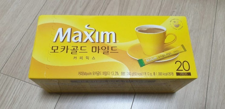  맥심 모카골드 마일드 커피믹스 사무실에는 꼭 필수죠
