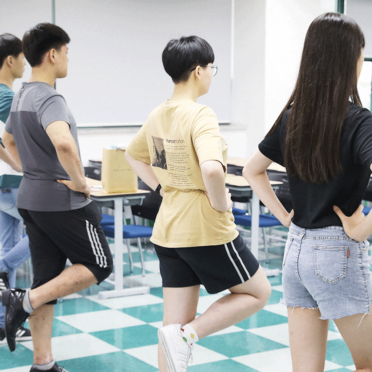 직업적성검사 체험을 통해 알아보는걸 권해드려요!
