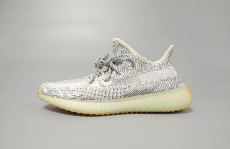  이지부스트 350 V2 예사야 (Yeezy Boost 350 V2 Yeshaya) 언박싱 리뷰