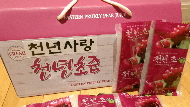  천년초즙 부모님께 선물했어요