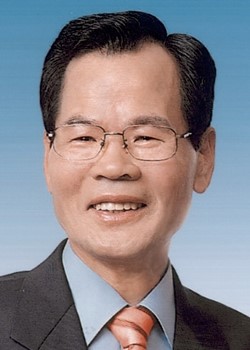 [열전현장] 유관진 오산시 자원봉사센터이사장, 최윤희 오산 예비후보 후원회장 업무 개시