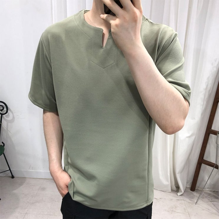 인스타일 미니멀 딥 슬릿 여름 남자반팔티셔츠 추천해요 인스타일 미니멀 딥 슬릿 여름 남자반팔티셔츠 추천해요