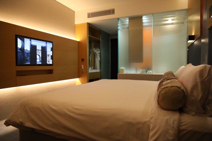  [알로프트 서울 강남 호텔] Chic Urban Hollywood, 1 King, City View 객실 투숙기 (1) - 객실편