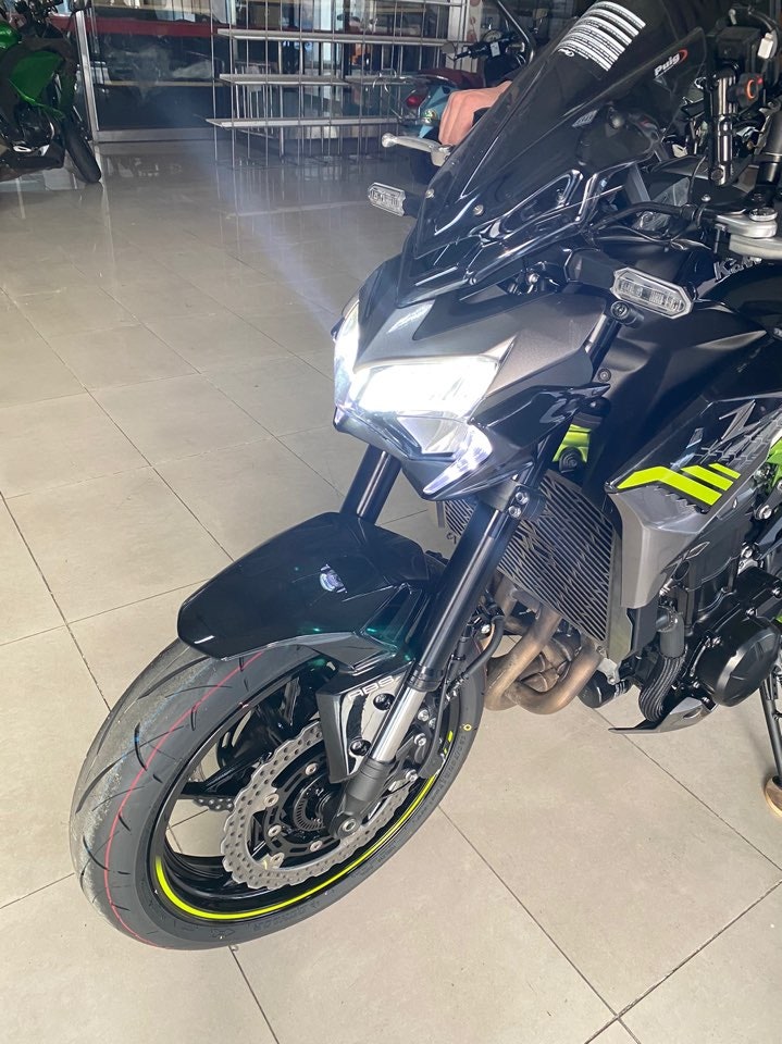 20년z900,Z900라지에이터,신형z900,네이키드추천,z900 led라이트,이륜차블랙박스추천,z900머플러,요....