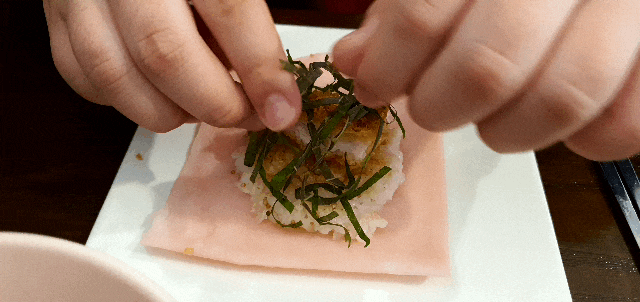  쌈 싸먹는 돈가스라니!! 석촌호수맛집 마싯내에서 쌈돈가스 완판!!