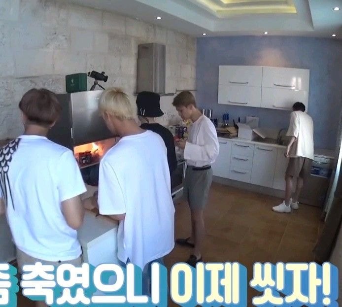 깔끔하고 정리정돈 잘하는 방탄소년단 제이홉 깔끔하고 정리정돈 잘하는 방탄소년단 제이홉