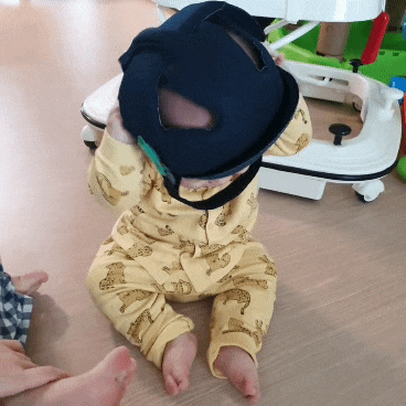  노샥 머리 쿵 보호대를 씌워보쟈