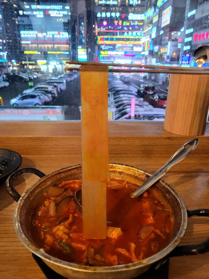  안산 중앙동 밥집 혼밥 밥장인 돼지찌개 직접 먹어 본 후기와 위치 영업시간!