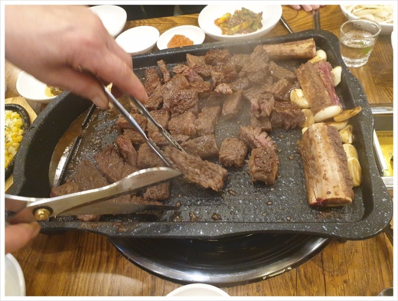 아산갈비 양념 소갈비 조민수갈비식당에서 저녁식사