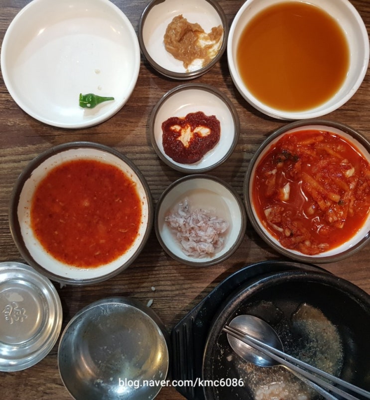  구수한 대구 동성로 맛집 석촌토종순대국밥