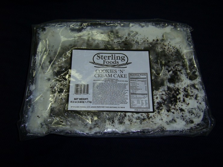  COOKIES `N` CREAM CAKE