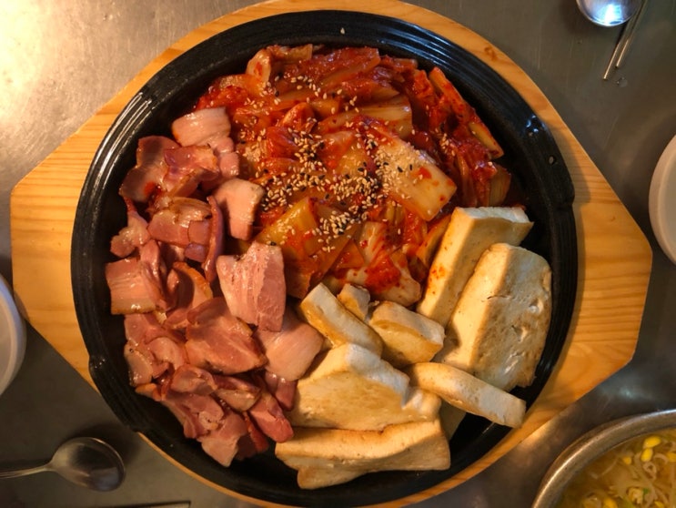  [노량진] 웨이팅있는 맛있고 시끄러운술집 "오감만족"