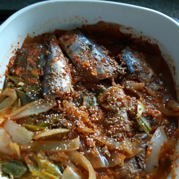  <간편요리꿀팁>요즘 핫한 집밥요리 꽁치통조림 요리법
