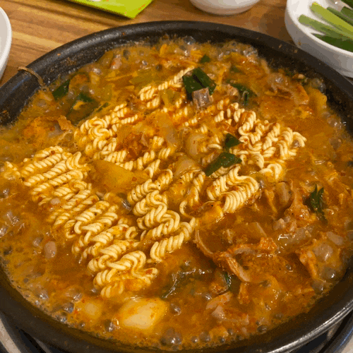 대구 곱창전골 맛집 동인동 정하용선산곱창 중구청점 추천
