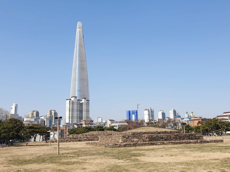  서울 송파 산책하기 좋은 곳 석촌동고분군