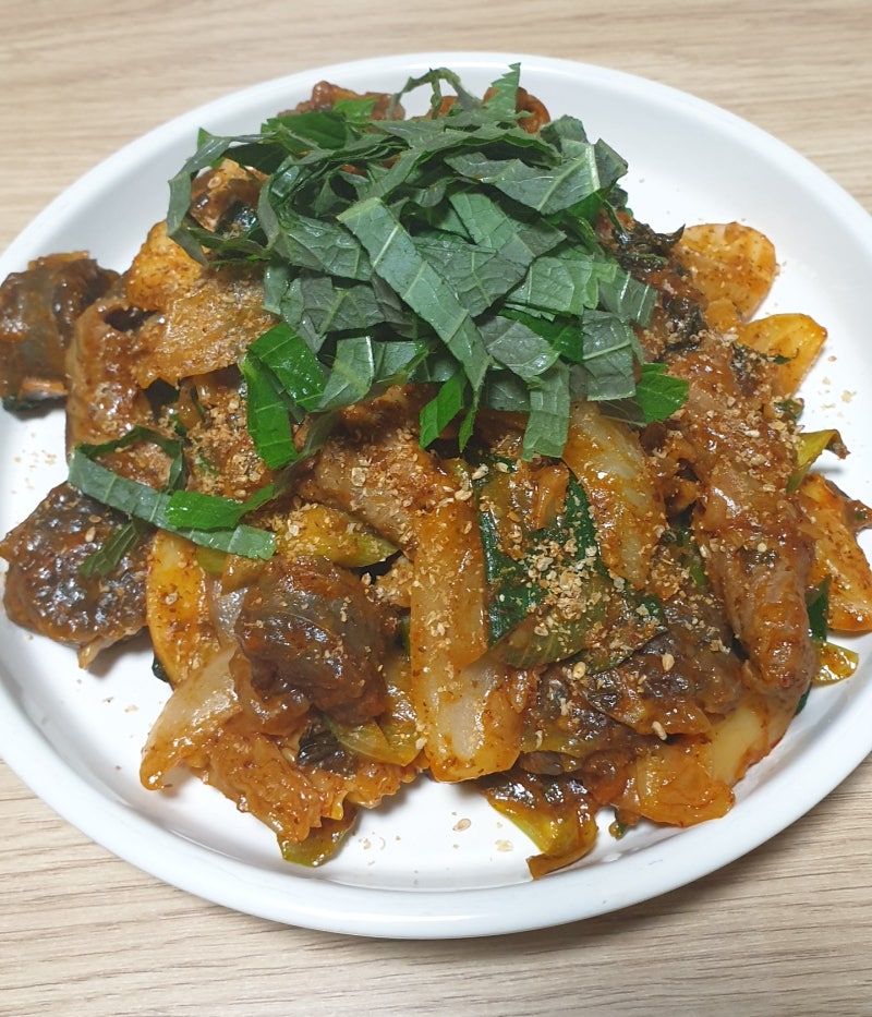 노브랜드 순대곱창볶음 솔직리뷰 즉석조리식품 더 맛있게 만들어 먹자