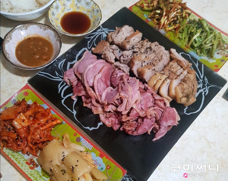 주말 외식 대신 집에서 코스트코 훈제 오리고기와 돼지고기 보쌈 만들기(미나리 무침) 주말 외식 대신 집에서 코스트코 훈제 오리고기와 돼지고기 보쌈 만들기(미나리 무침)