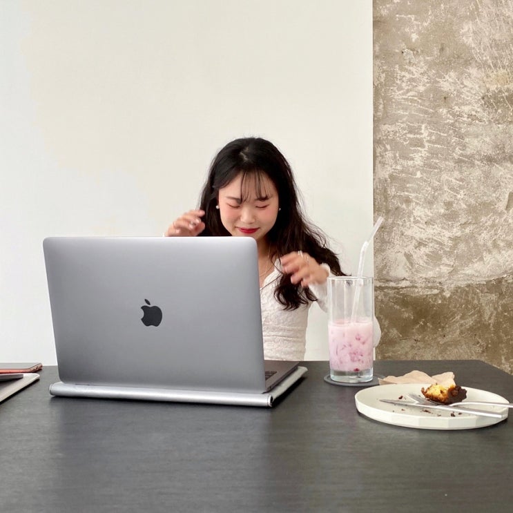  Apple 맥북 프로 13"스그 터치 바 & 프라이탁 맥북 프로 13" 슬리브