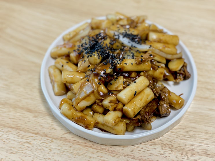  남은 소고기 장조림 활용법 간단한 아이들 간식  '궁중떡볶이' 만드는방법 (feat.노브랜드 소불고기양념)