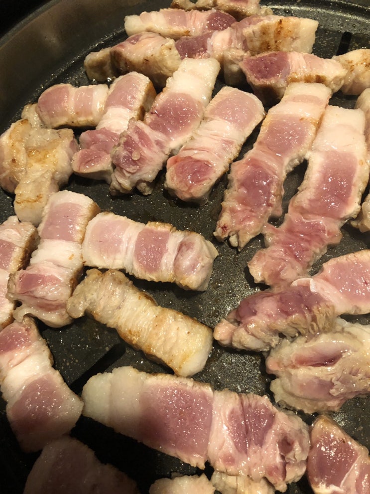  고급진 삼겹살 맛은 무슨맛?! 월화고기 보라매점