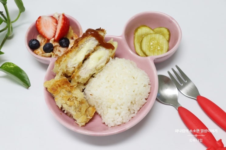  치즈가 쭉~ 치즈돈까스 아이반찬 요리비 수제 치즈돈까스로!
