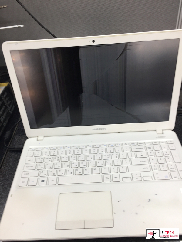  [목포노트북 액정교체] 삼성 NT500계열 LCD 파손