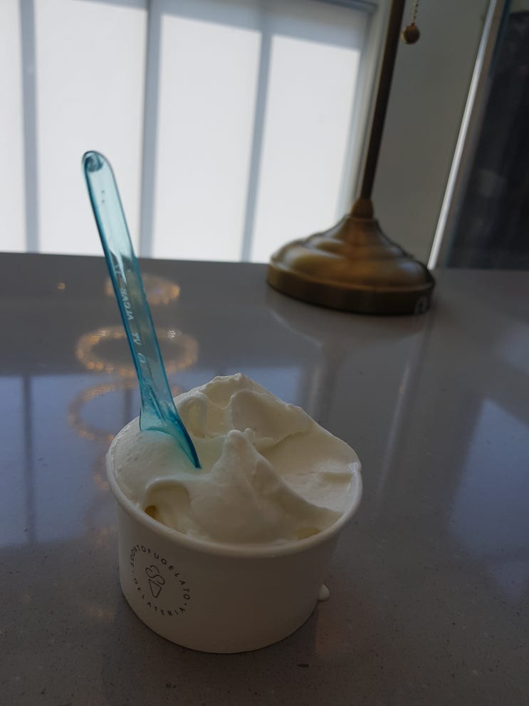 강릉 초당 순두부 아이스크림과 GS 편의점 제품 맛 비교