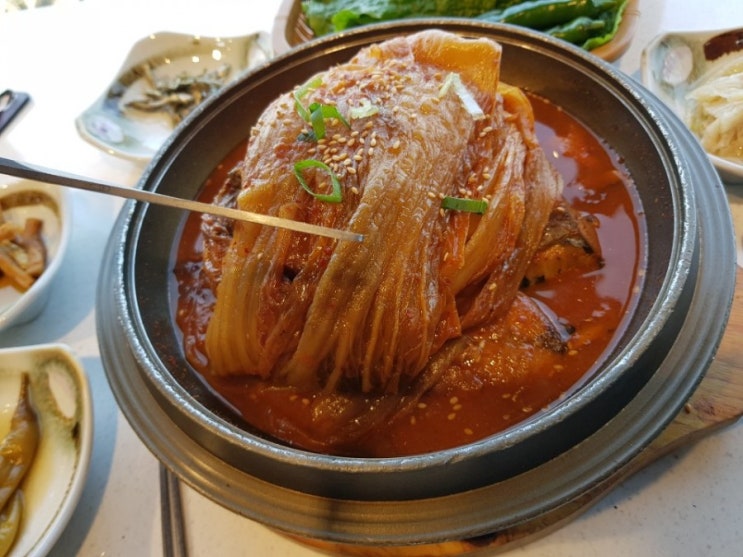  뚜벅이의 순조로운 제주 버스여행 가볼만한 제주애월맛집 이춘옥원조고등어쌈밥 고등어묵은지찜 밥도둑이 따로 없네