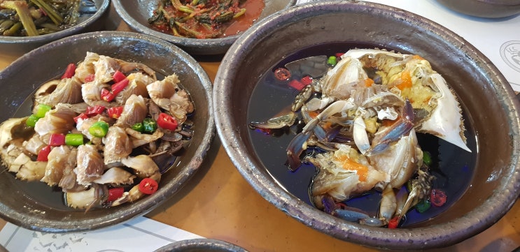  안성낙원간장게장에서 돌게장