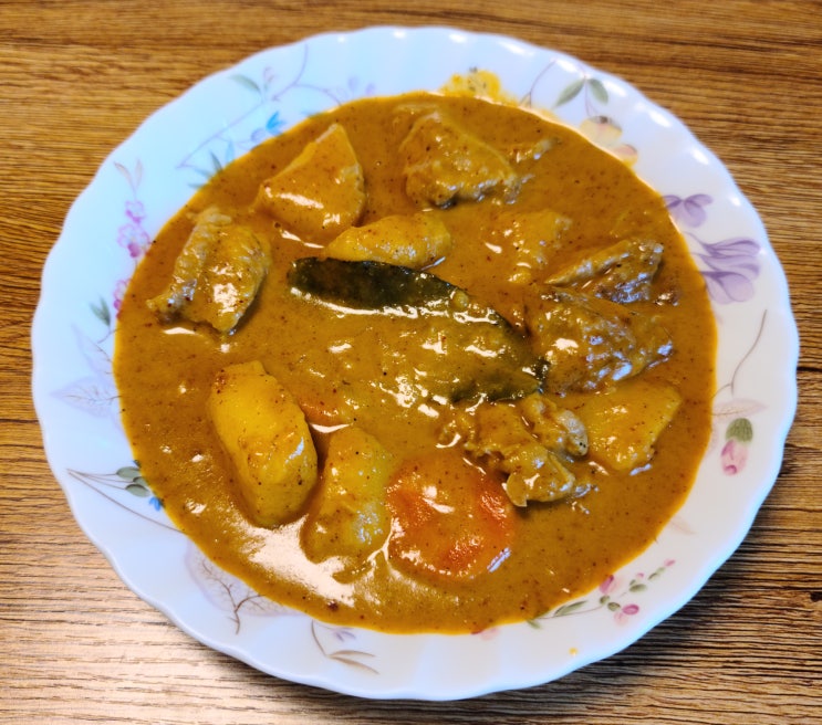  태국 옐로우 커리