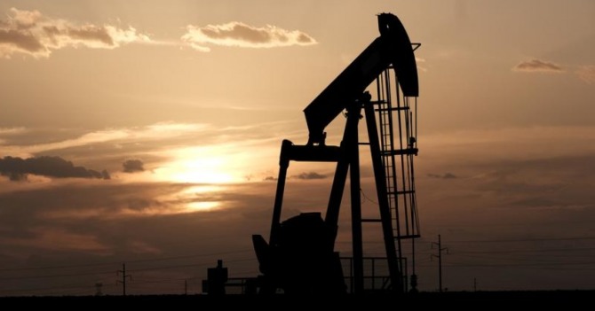 [글로벌-Biz 24] 국제유가, 수요둔화와 OPEC 생산증가로 5% 폭락