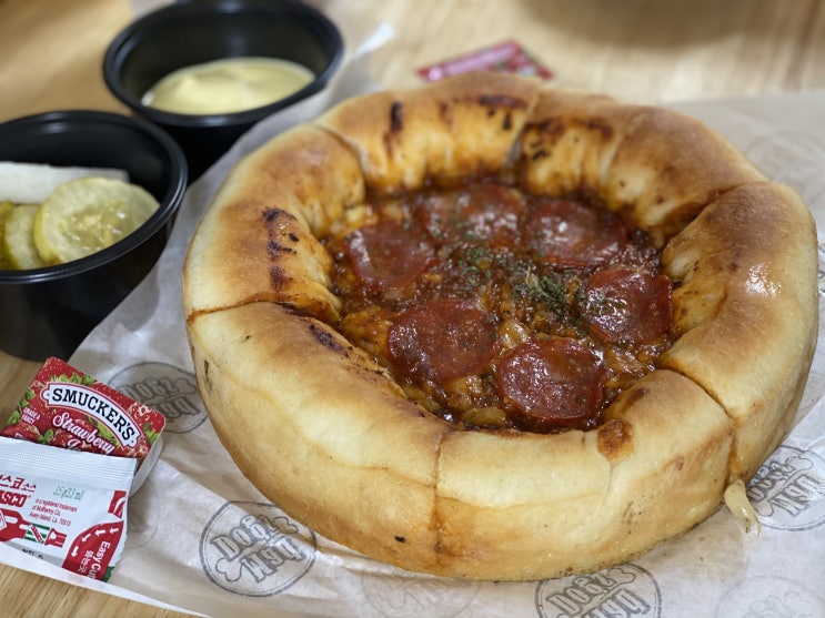  부산 광안리해수욕장의 오래된 피자 맛집 _ 매드독스