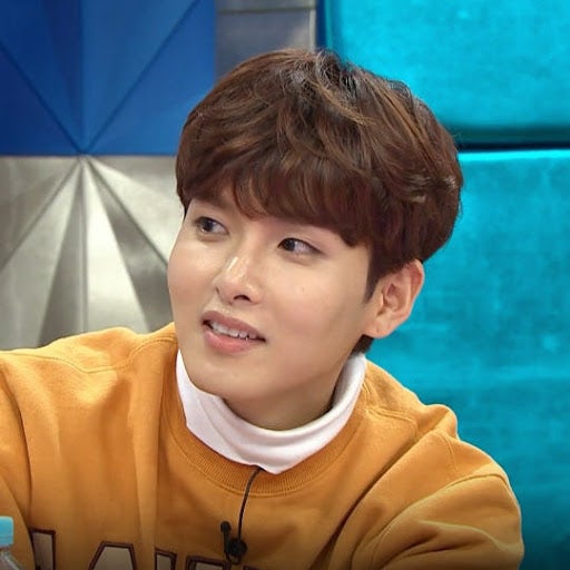 슈퍼주니어 멤버 려욱 데뷔 여친 타히티 아리 결혼 나이 카페 총정리