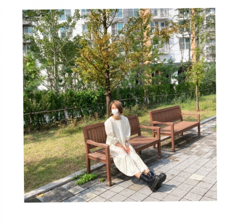  아이유 신발 닥터마틴 제이든 첫 개시 × 가을코디