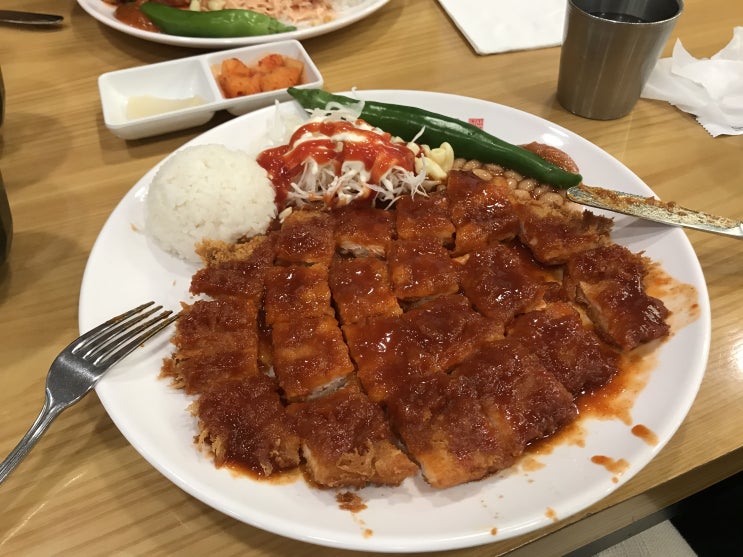  서울 강남 고속버스터미널 101번지 남산돈까스
