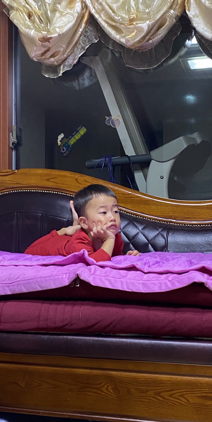  세상 행복한 우리 나무.