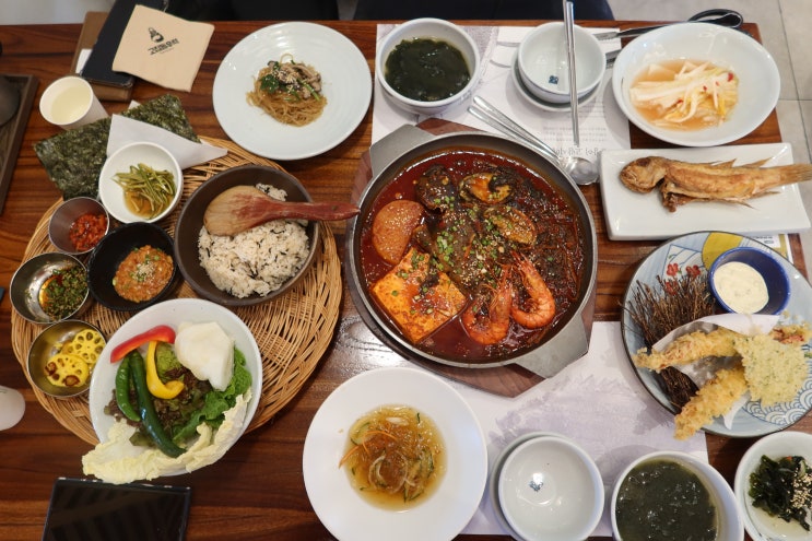  제주공항 근처 고집돌우럭 우럭조림 졸맛탱 줄서서 먹을만
