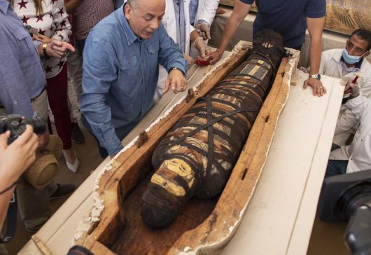 2500년 전 이집트 석관 59개 무더기 발견…관 열어보니 미라가