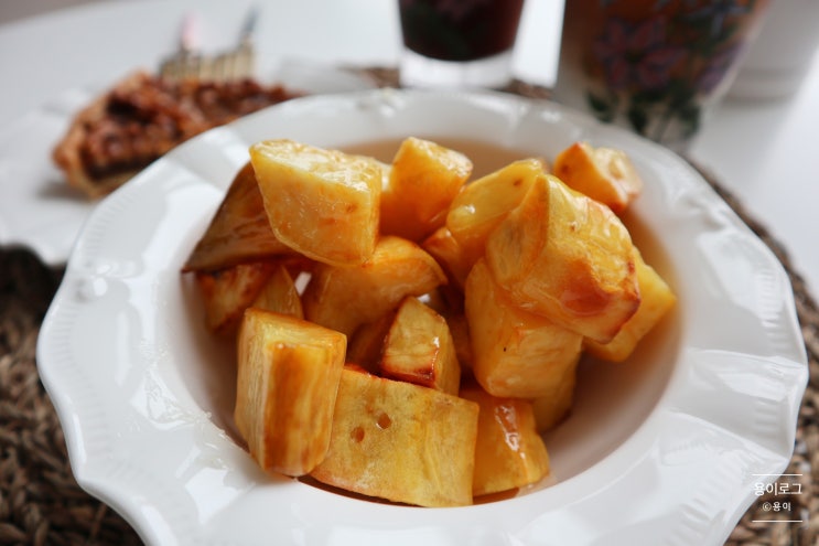  에어프라이로 왕고구마 달달 고구마맛탕 만들기