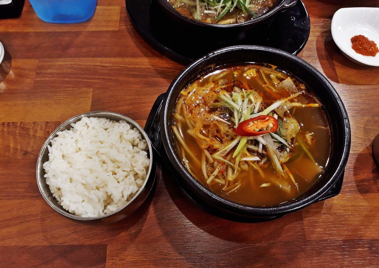  부경대 밥집 김서영소고기국밥에서 선지국밥과 소불고기뚝배기 부경대맛집