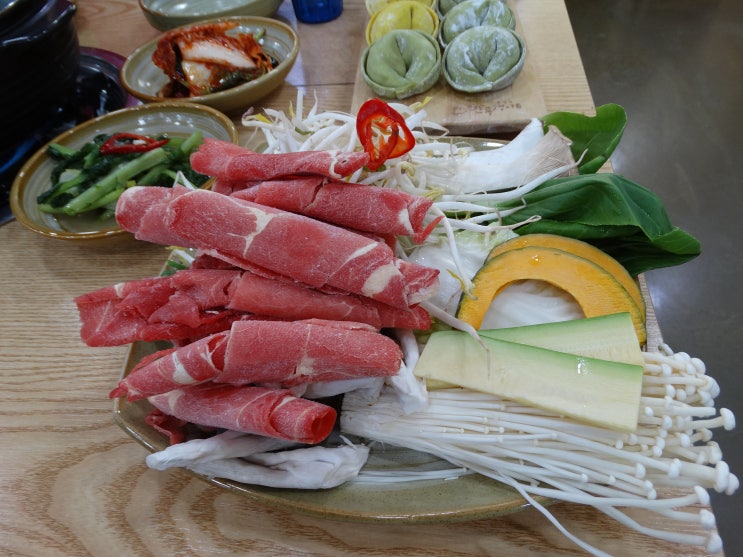  의정부 금오동 칼국수 맛집:) 조경제 만두쟁이 만두+칼국수 전골