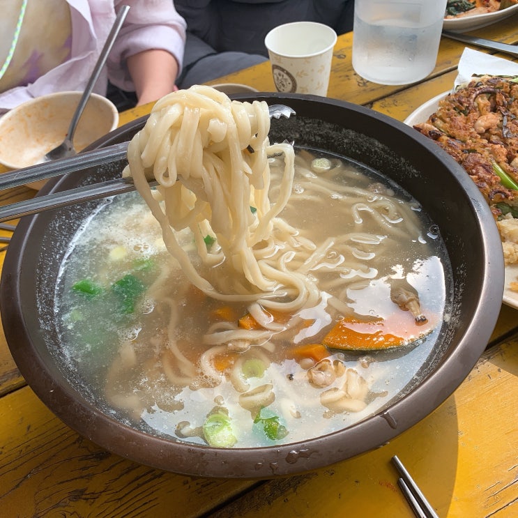  왕할머니손칼국수ㅣ반려견 동반 가능 but 맛은 불가능ㅣ안산 대부도