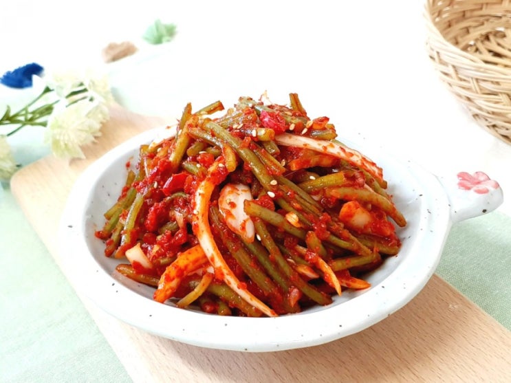  고구마순 김치 만드는법 , 고구마순 껍질 까기